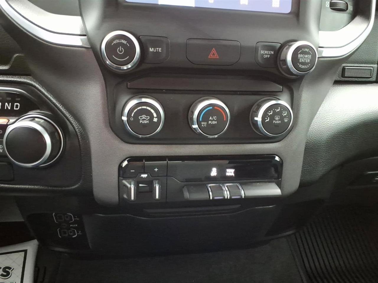 Used 2022 RAM 1500 Big Horn AWD/4WD image 15