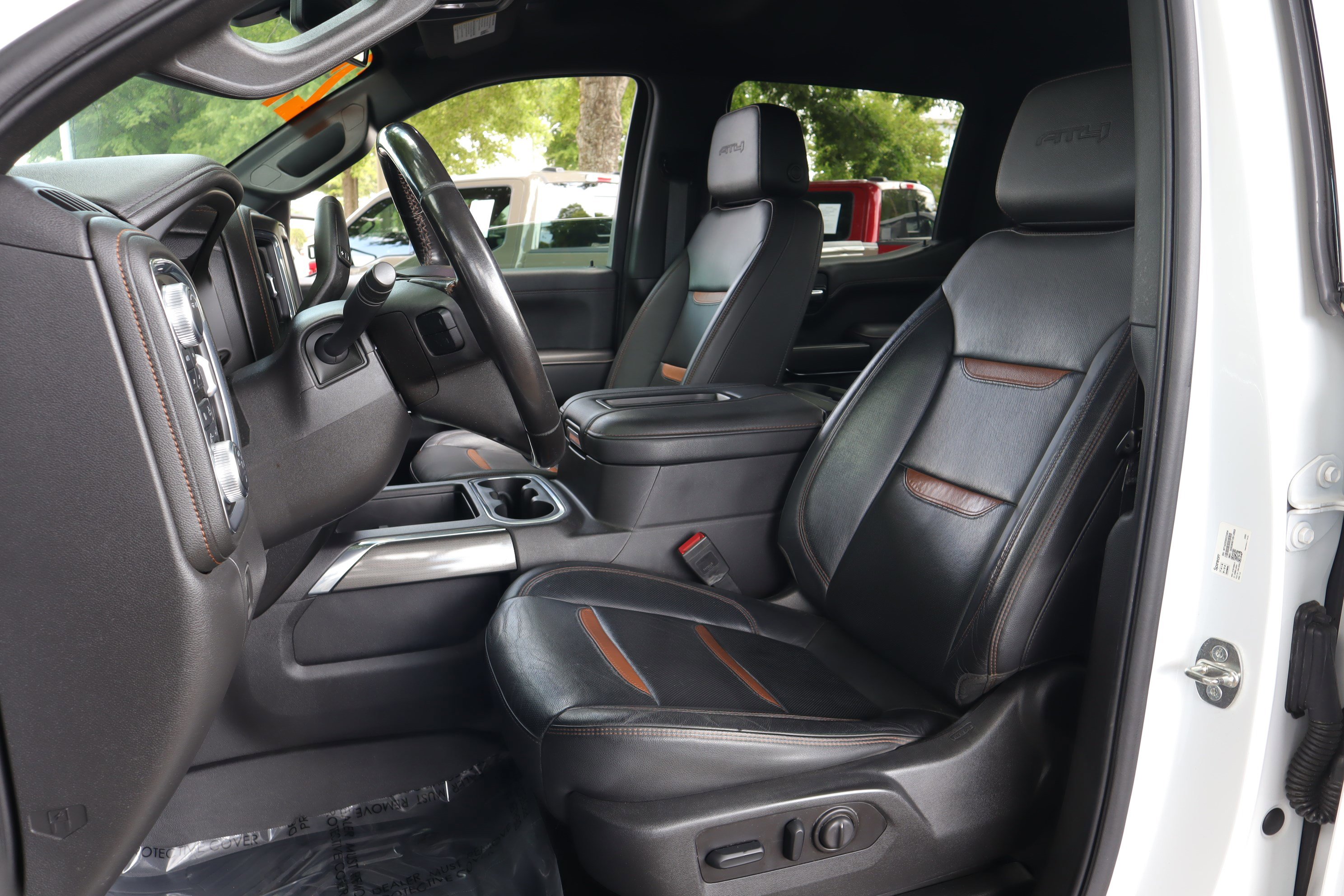 Used 2021 GMC Sierra 1500 AT4 AWD/4WD image 8