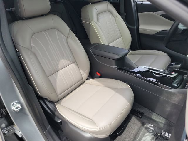 Used 2025 Buick Envista Avenir FWD image 22