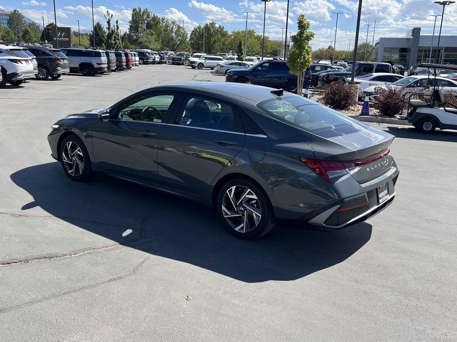 Certified 2026 Hyundai Elantra Limited FWD image 17