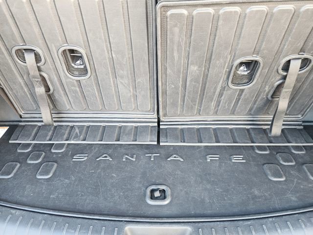 Used 2025 Hyundai Santa Fe SE FWD image 31