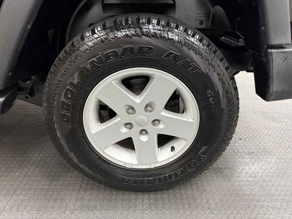 Used 2018 Jeep Wrangler Unlimited Sport S image 11