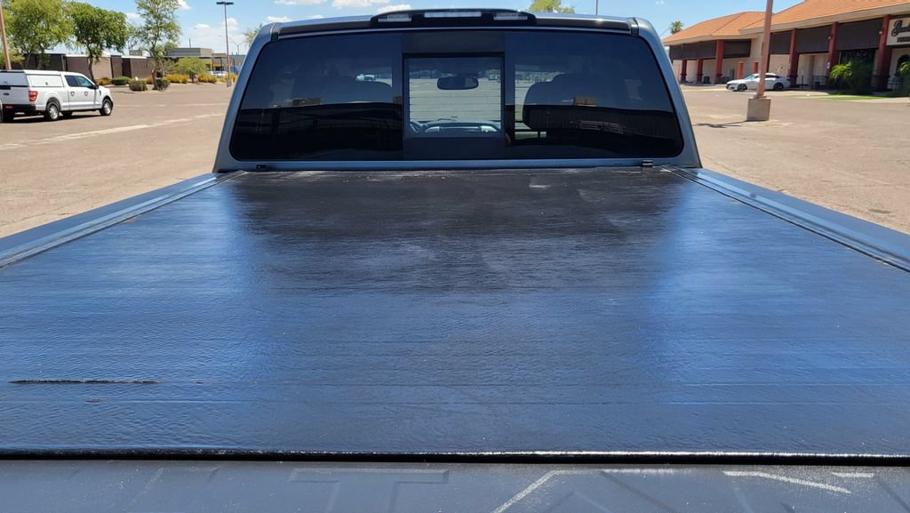 Used 2016 Nissan Titan SV AWD/4WD image 13