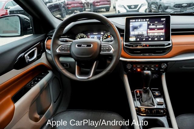 Used 2023 Jeep Compass Limited image 8