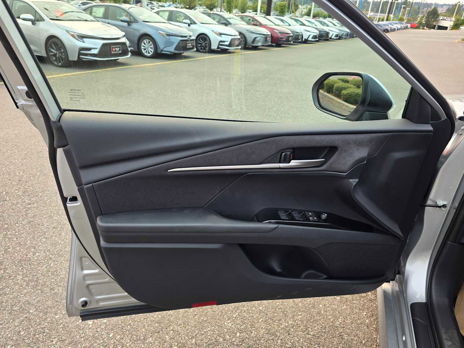 Certified 2025 Toyota Camry LE w/ Convenience Package image 20