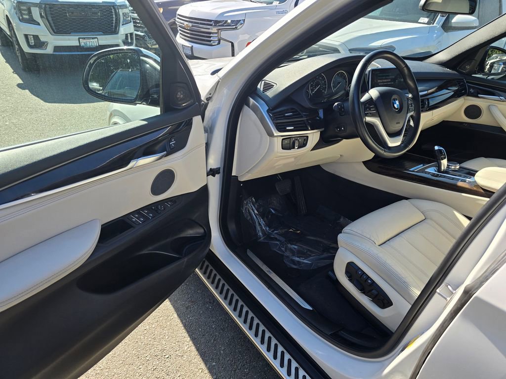Used 2017 BMW X5 xDrive40e image 55