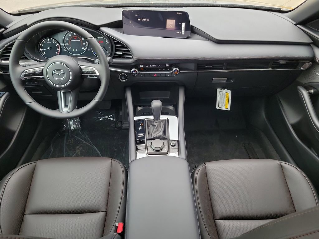 New 2026 MAZDA MAZDA3 Hatchback w/Premium Plus Pkg image 14