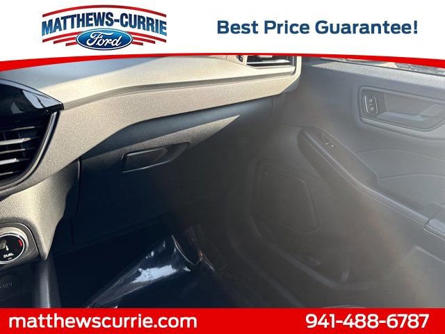 Certified 2025 Ford Escape Active FWD image 21