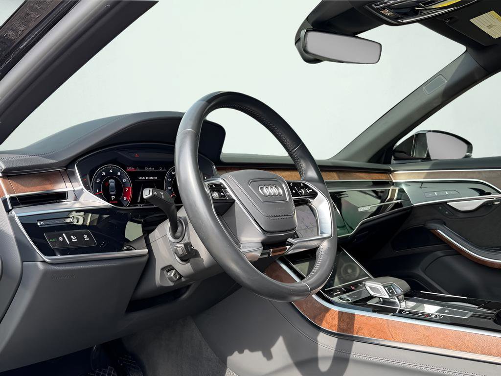 Used 2021 Audi A8 L 4.0T w/ Executive Plus Package image 2