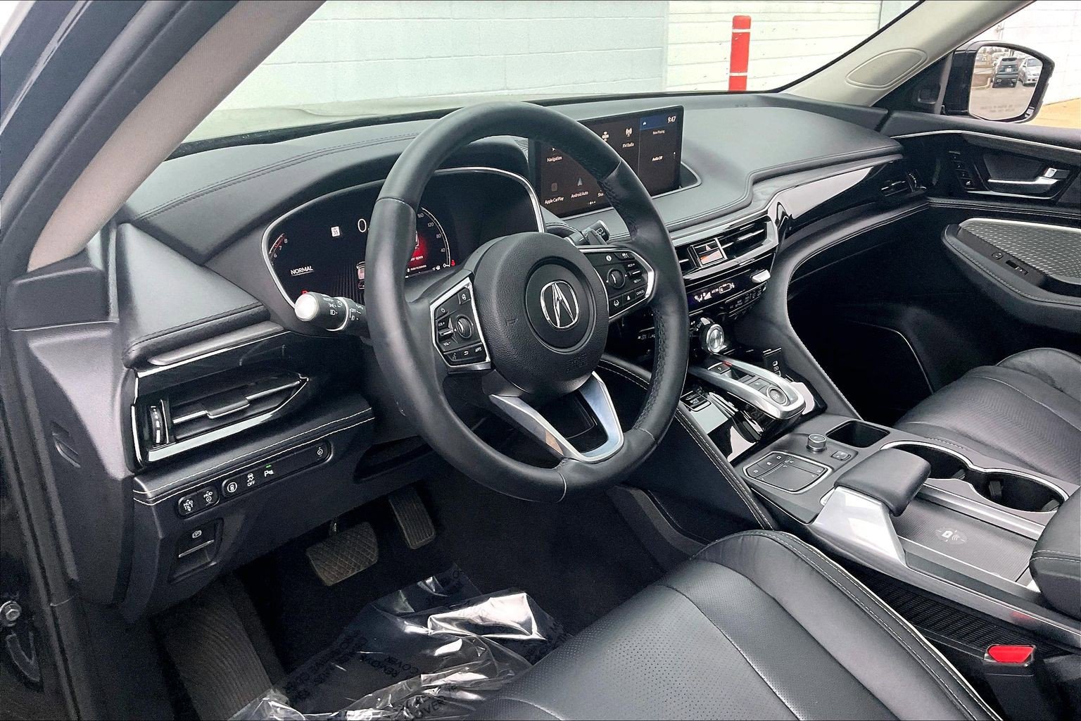 Used 2023 Acura MDX SH-AWD w/ Advance Package image 18