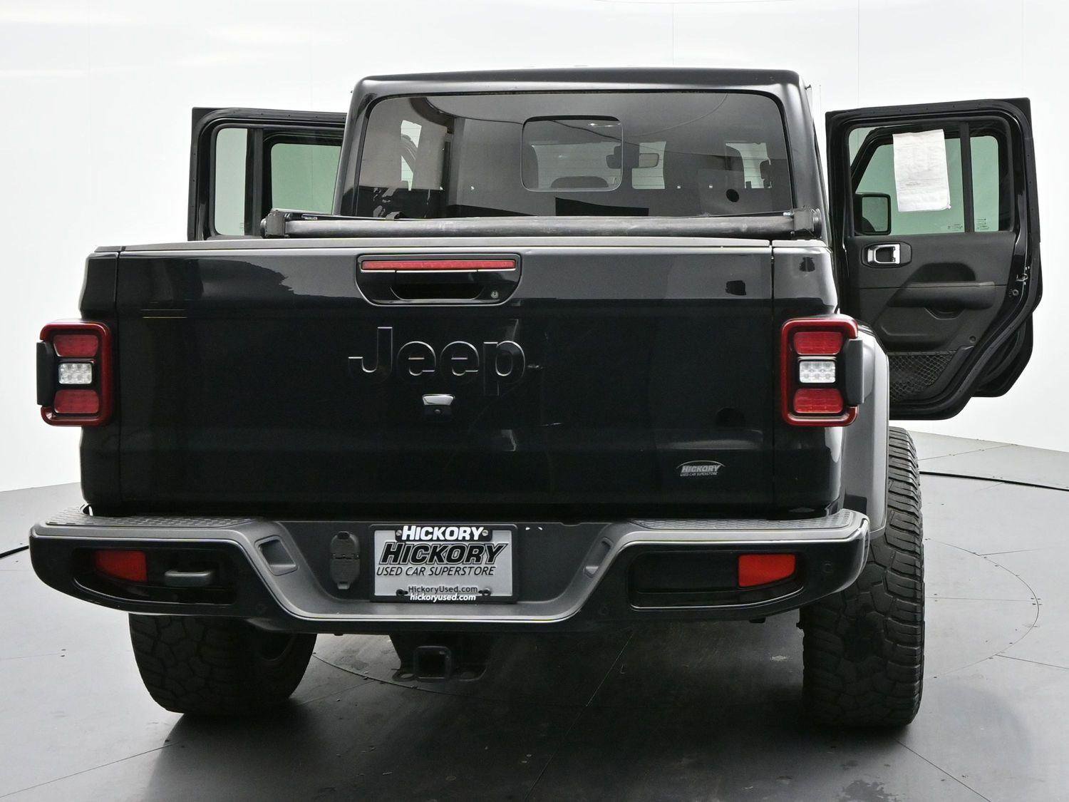 Used 2021 Jeep Gladiator Overland image 40