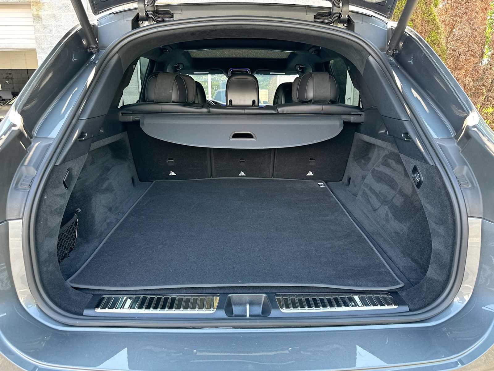 Used 2023 Mercedes-Benz EQS 580 4MATIC SUV image 28
