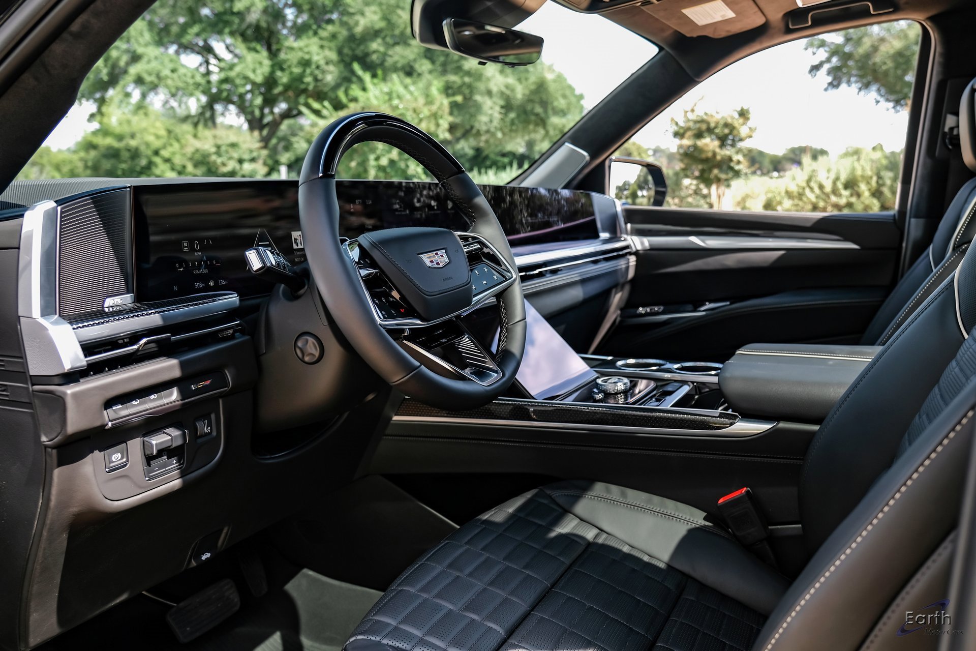 Used 2025 Cadillac Escalade V image 32