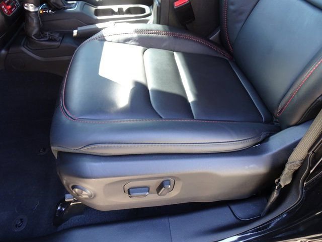 Used 2024 Jeep Gladiator Rubicon AWD/4WD image 11