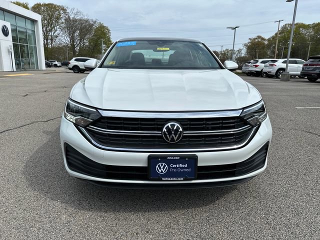 Certified 2023 Volkswagen Jetta SE w/ Panoramic Sunroof Package FWD video 2