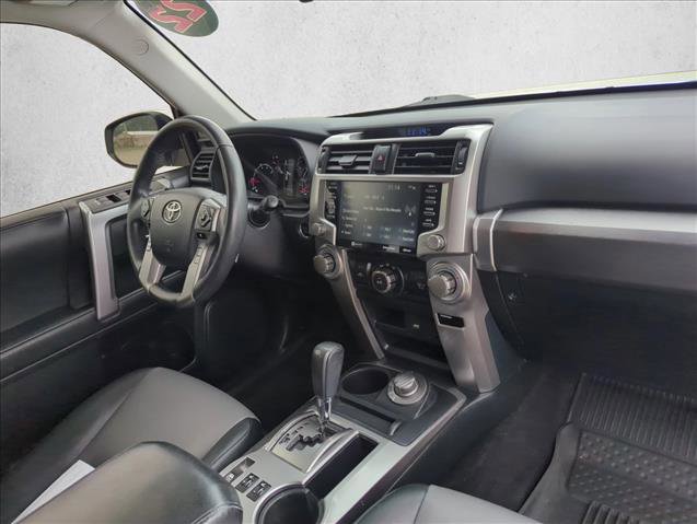 Used 2022 Toyota 4Runner SR5 Premium w/ Moonroof Package AWD/4WD image 24