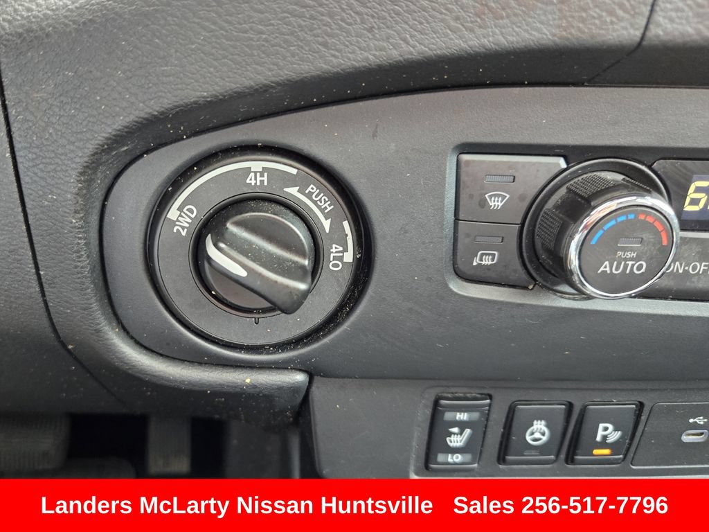 Used 2022 Nissan Frontier PRO-4X w/ Pro-4X Premium Package AWD/4WD image 23