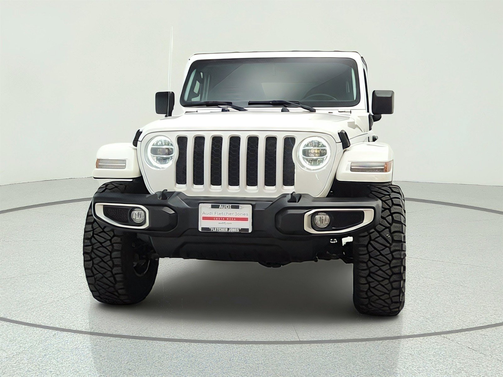 Used 2021 Jeep Wrangler Unlimited Sahara w/ Dual Top Group AWD/4WD image 2