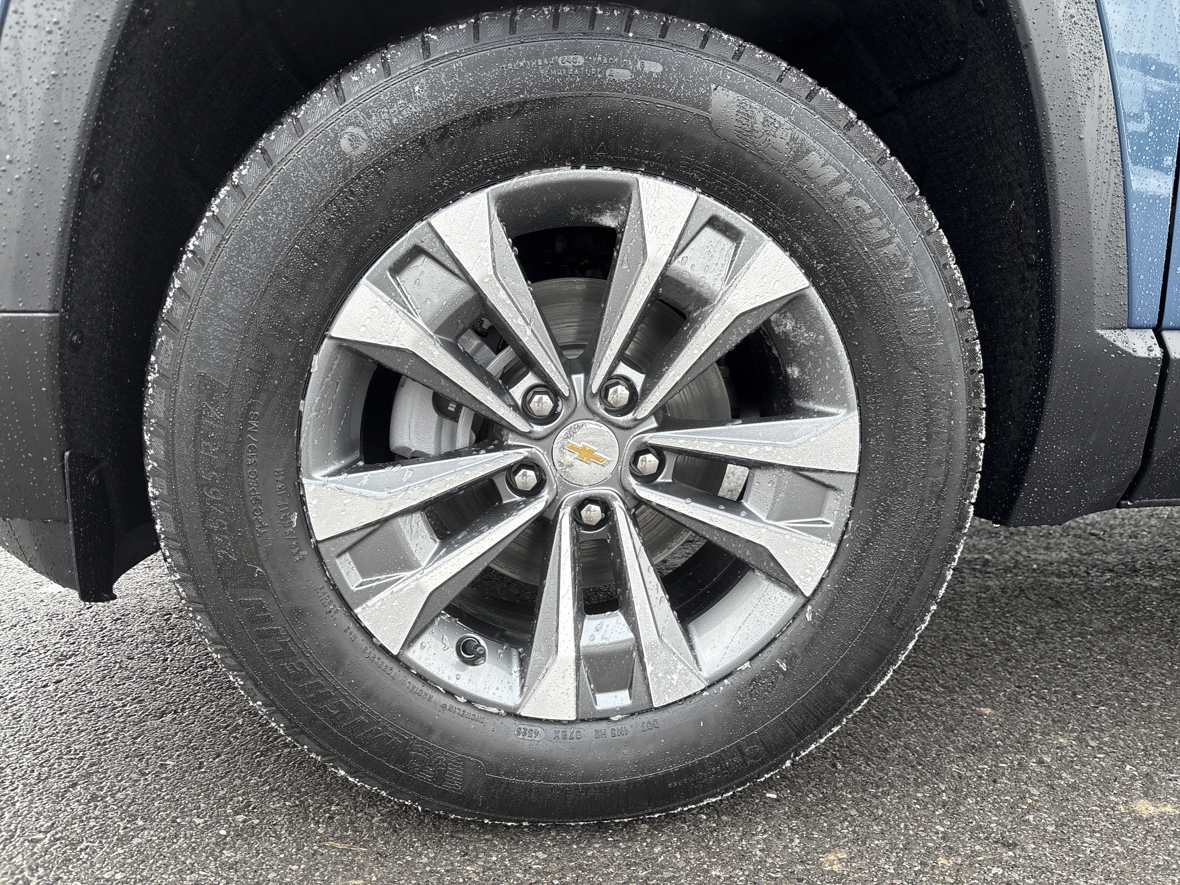 New 2026 Chevrolet Equinox LT image 11