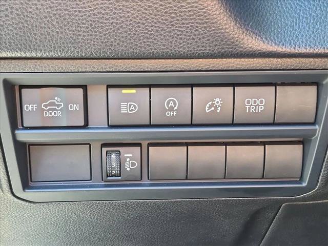 Used 2026 Toyota Tundra SR AWD/4WD image 15