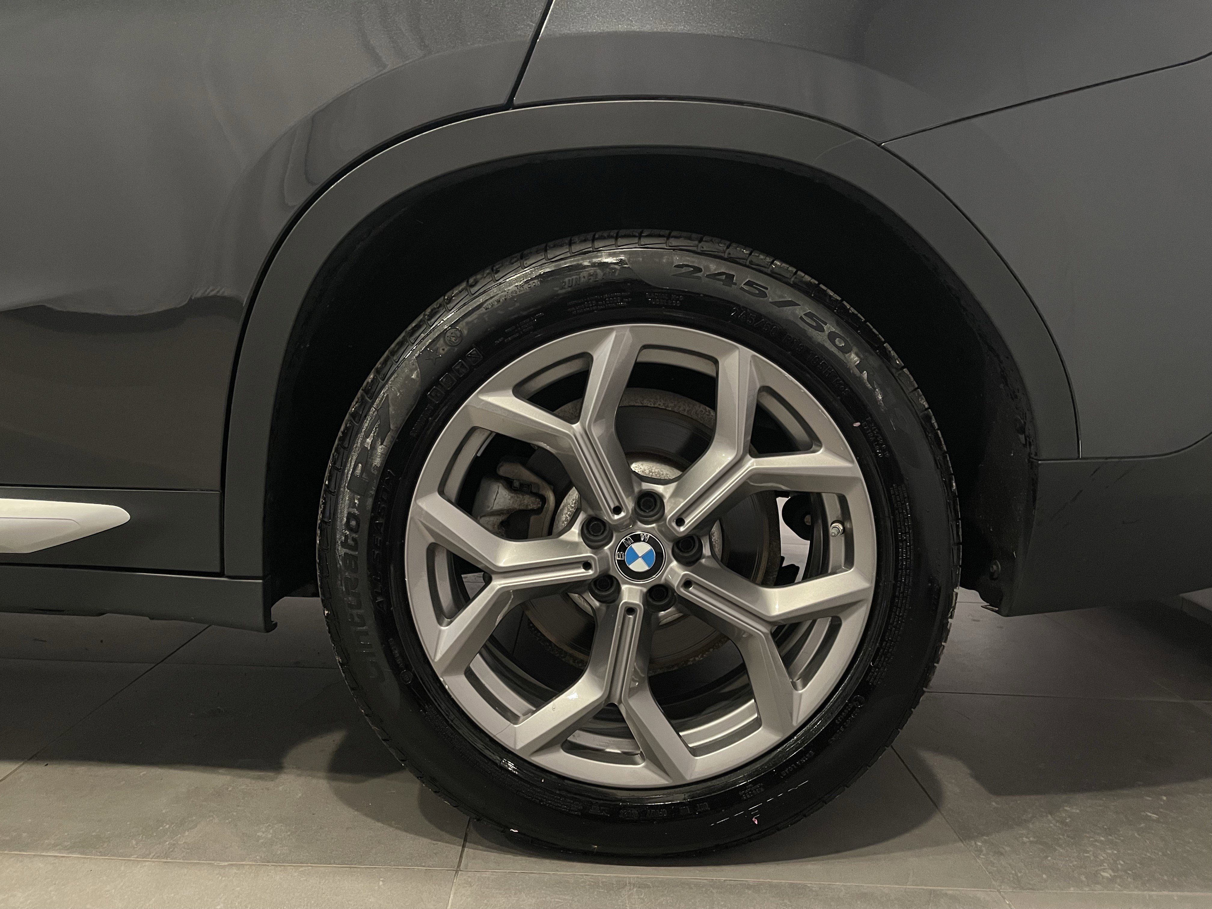 Used 2020 BMW X4 xDrive30i w/ Convenience Package image 8