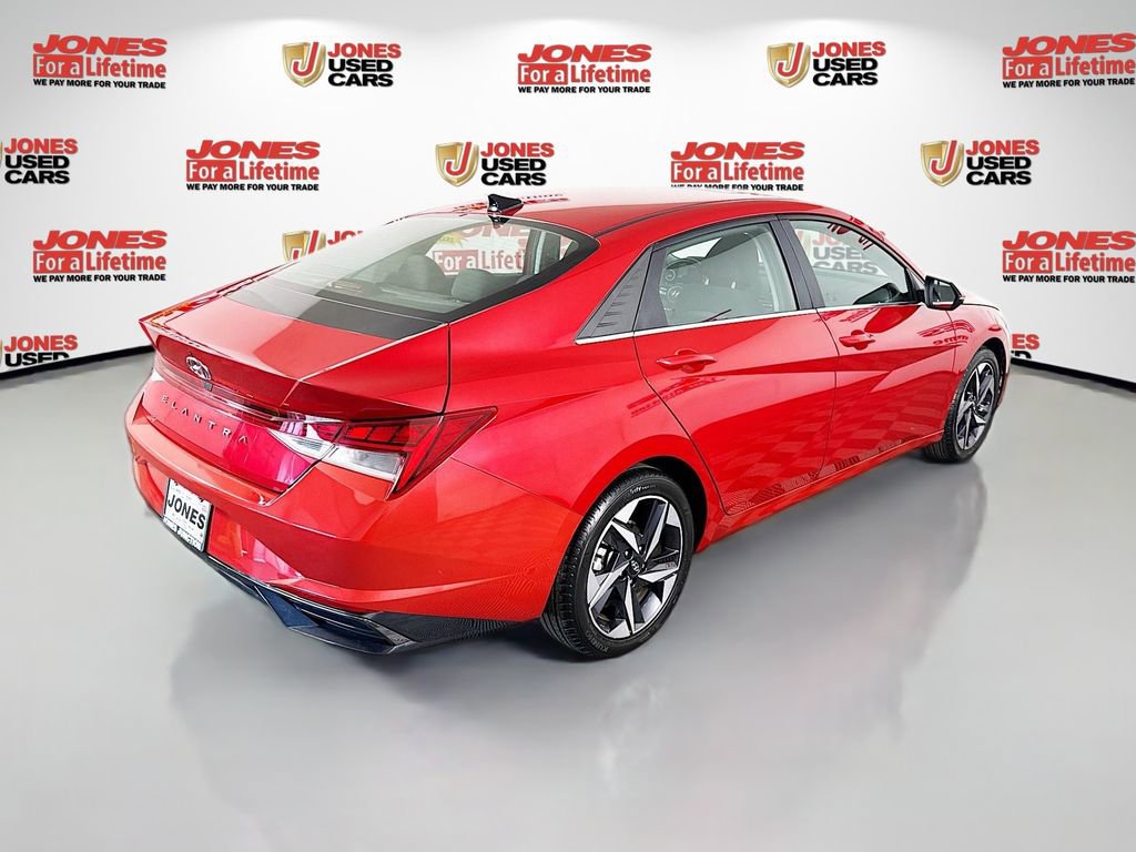 Certified 2022 Hyundai Elantra SEL w/ Convenience + Premium Package FWD image 17
