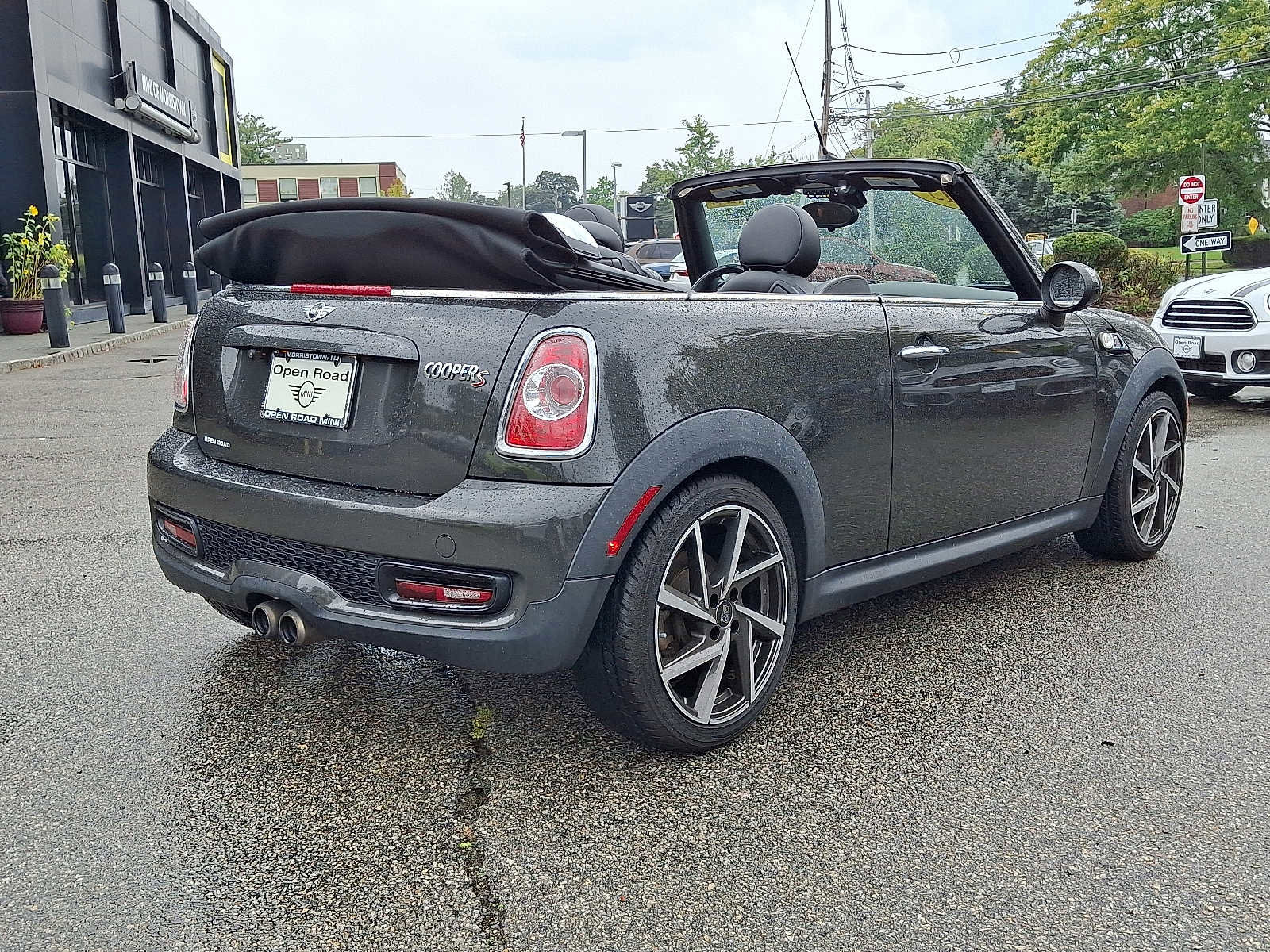 Used 2015 MINI Cooper S image 6