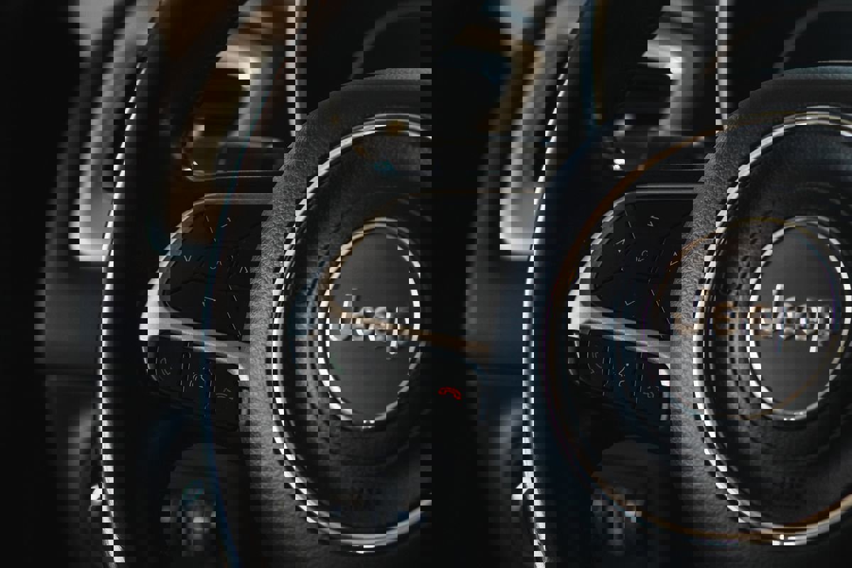 Used 2019 Jeep Compass Latitude image 26