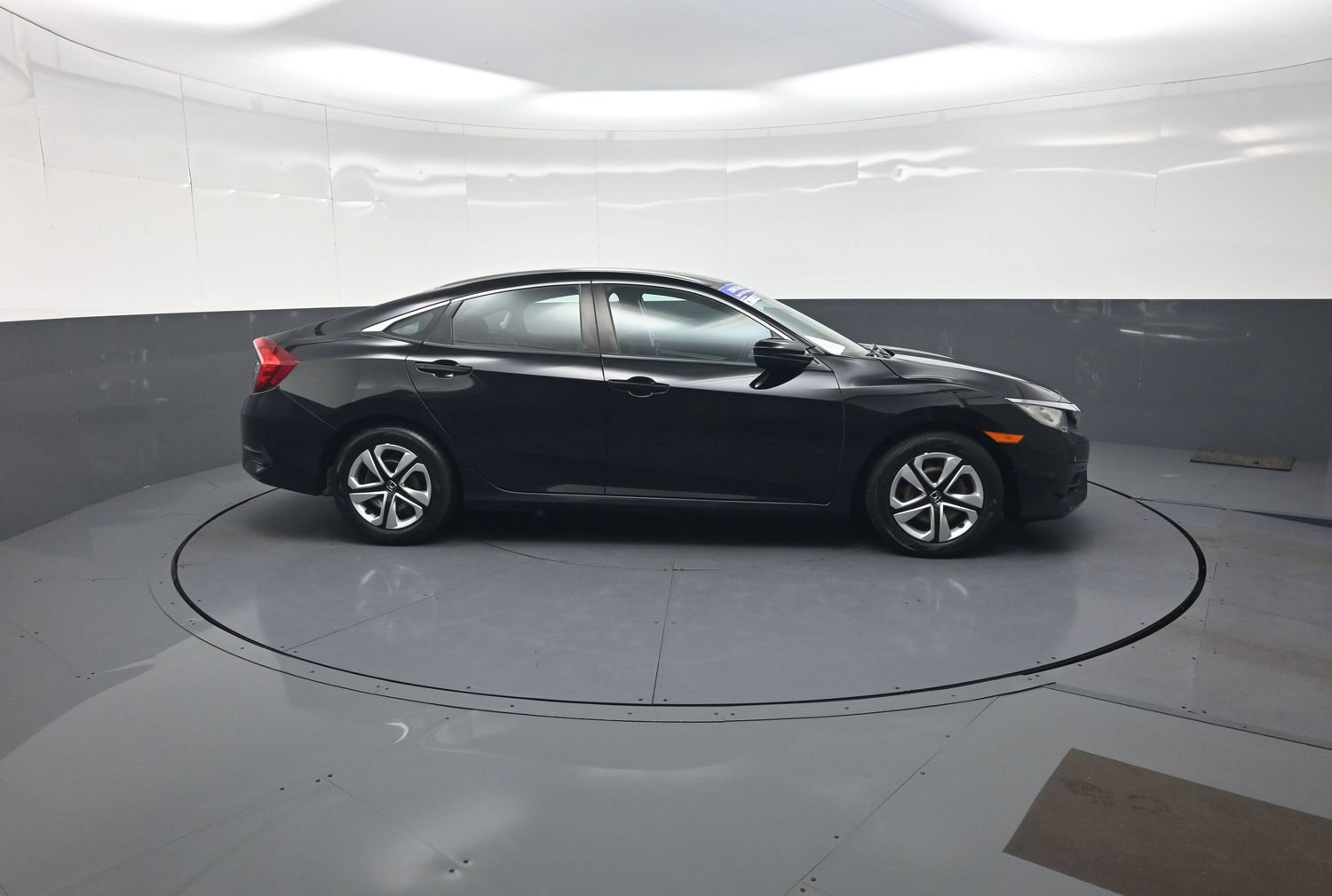 Used 2016 Honda Civic LX image 2