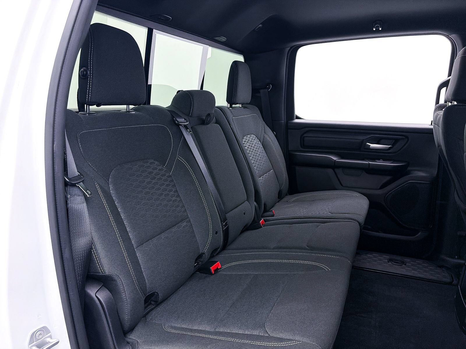Used 2025 RAM 1500 Warlock AWD/4WD image 34