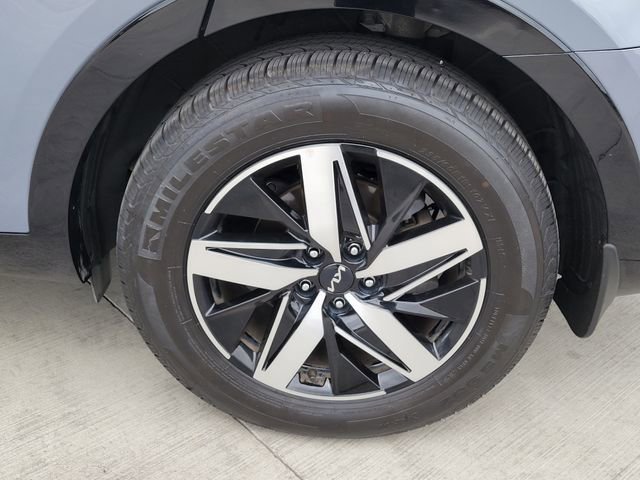 Certified 2022 Kia Sorento EX FWD image 19