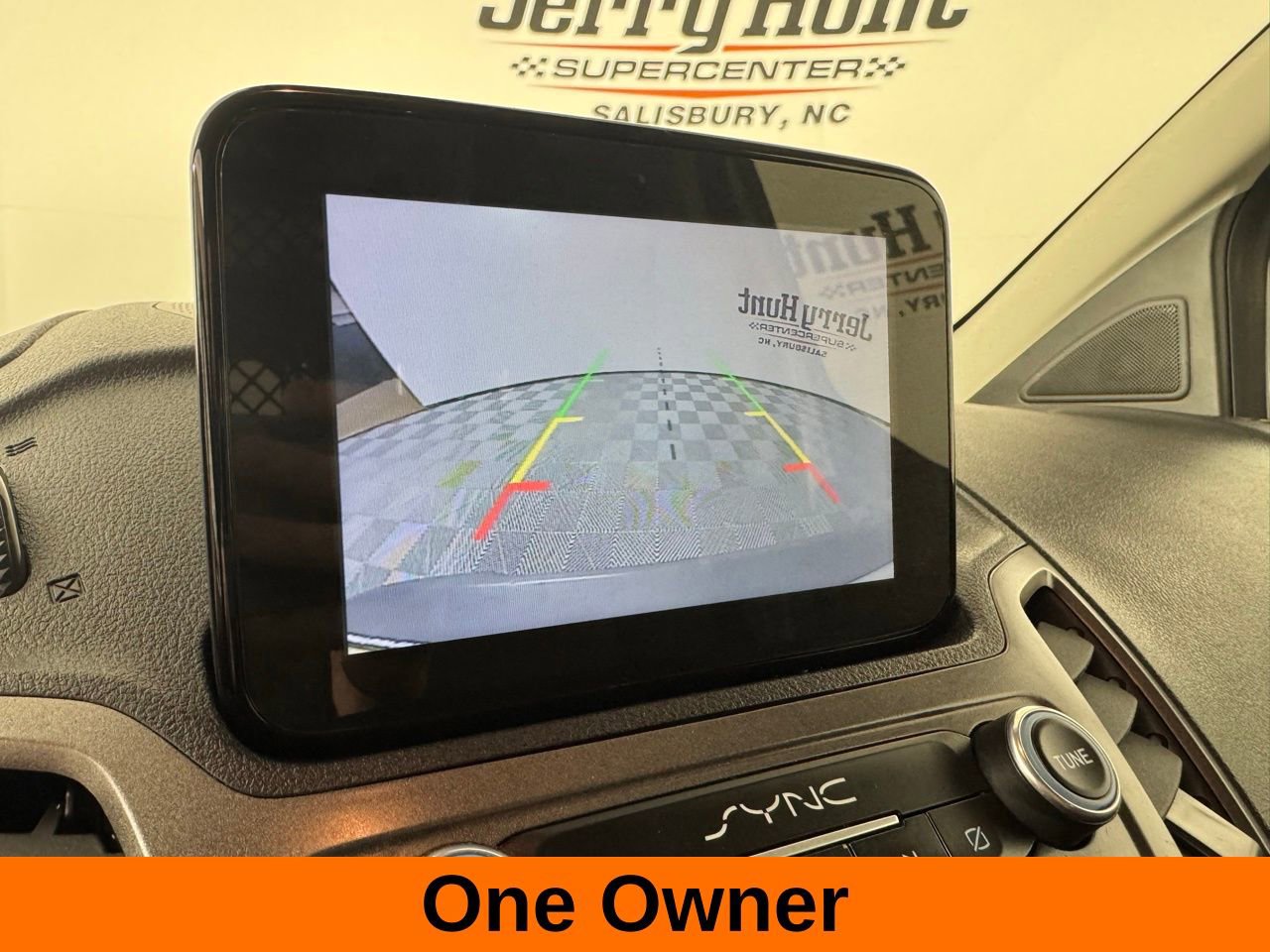 Used 2023 Ford Transit Connect XL image 3