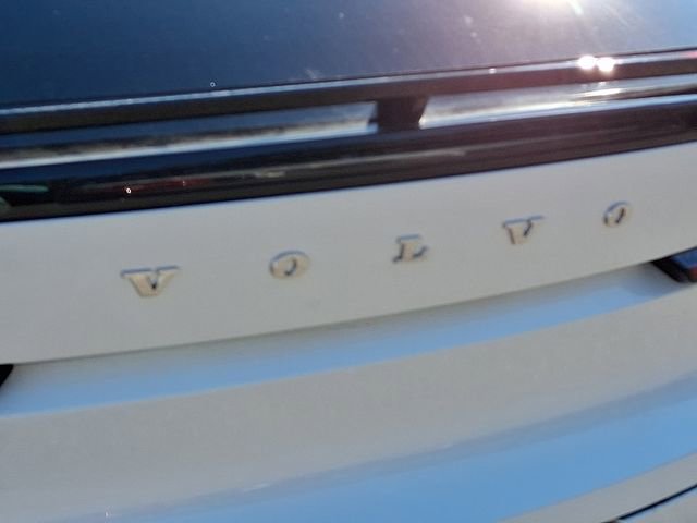 Used 2023 Volvo C40 P8 Recharge Plus w/ Climate Package image 35