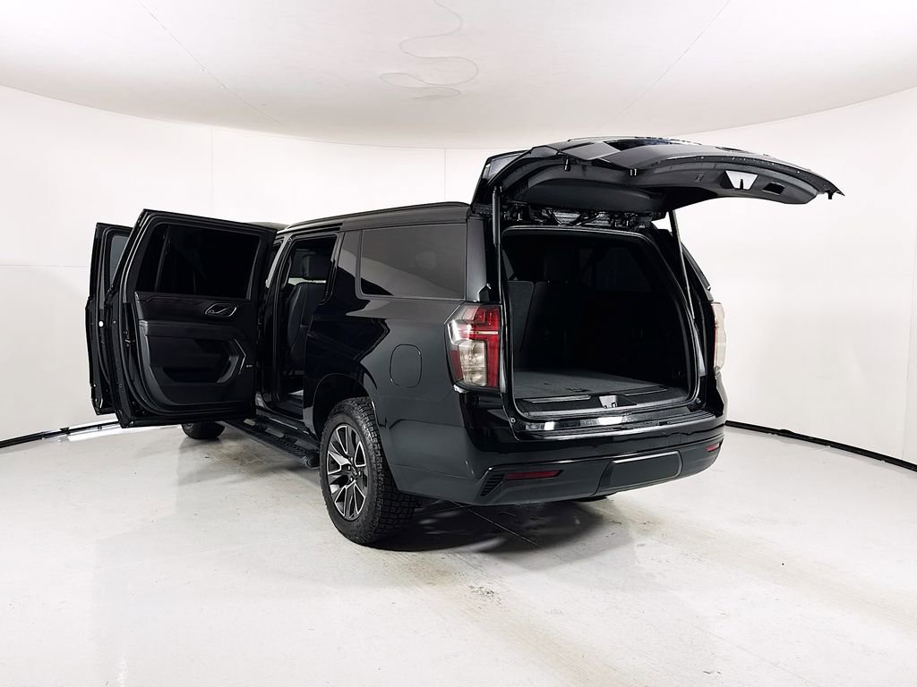 Used 2023 Chevrolet Suburban Z71 AWD/4WD image 29