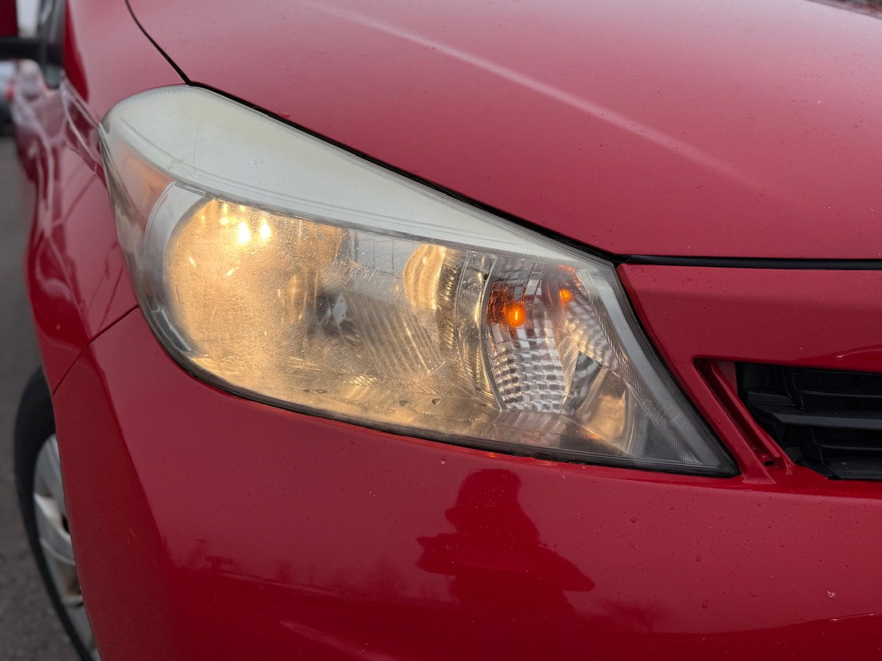 Used 2013 Toyota Yaris LE image 45