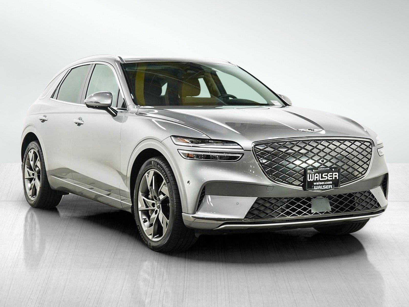 Used 2023 Genesis Electrified GV70 AWD/4WD image 7