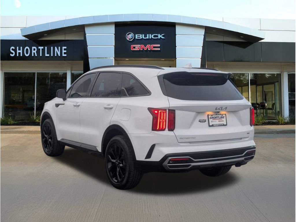 Used 2023 Kia Sorento SX image 5