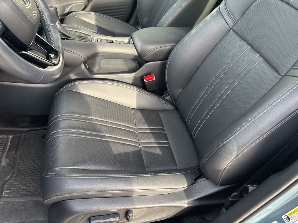 Used 2024 Honda HR-V EX-L image 12