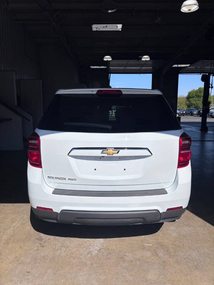 Used 2017 Chevrolet Equinox LS AWD/4WD image 3