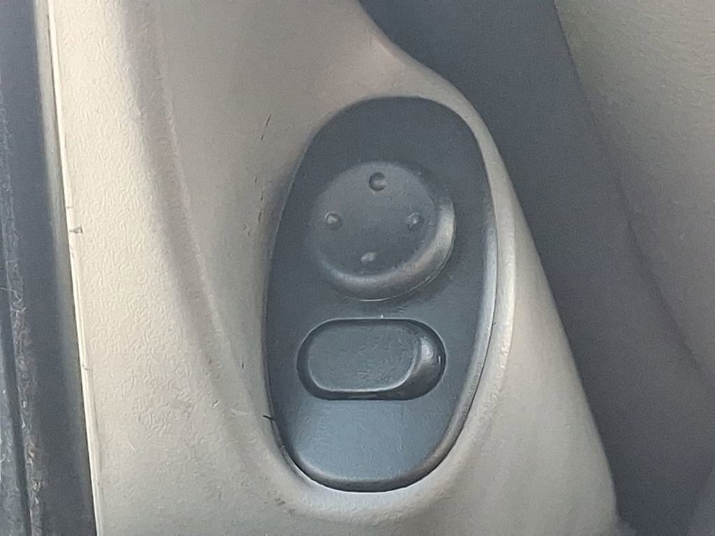 Used 2003 Porsche 911 Targa image 24