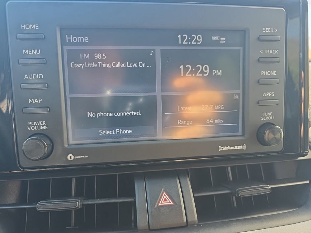 Used 2022 Toyota RAV4 XLE w/ Convenience Package image 28