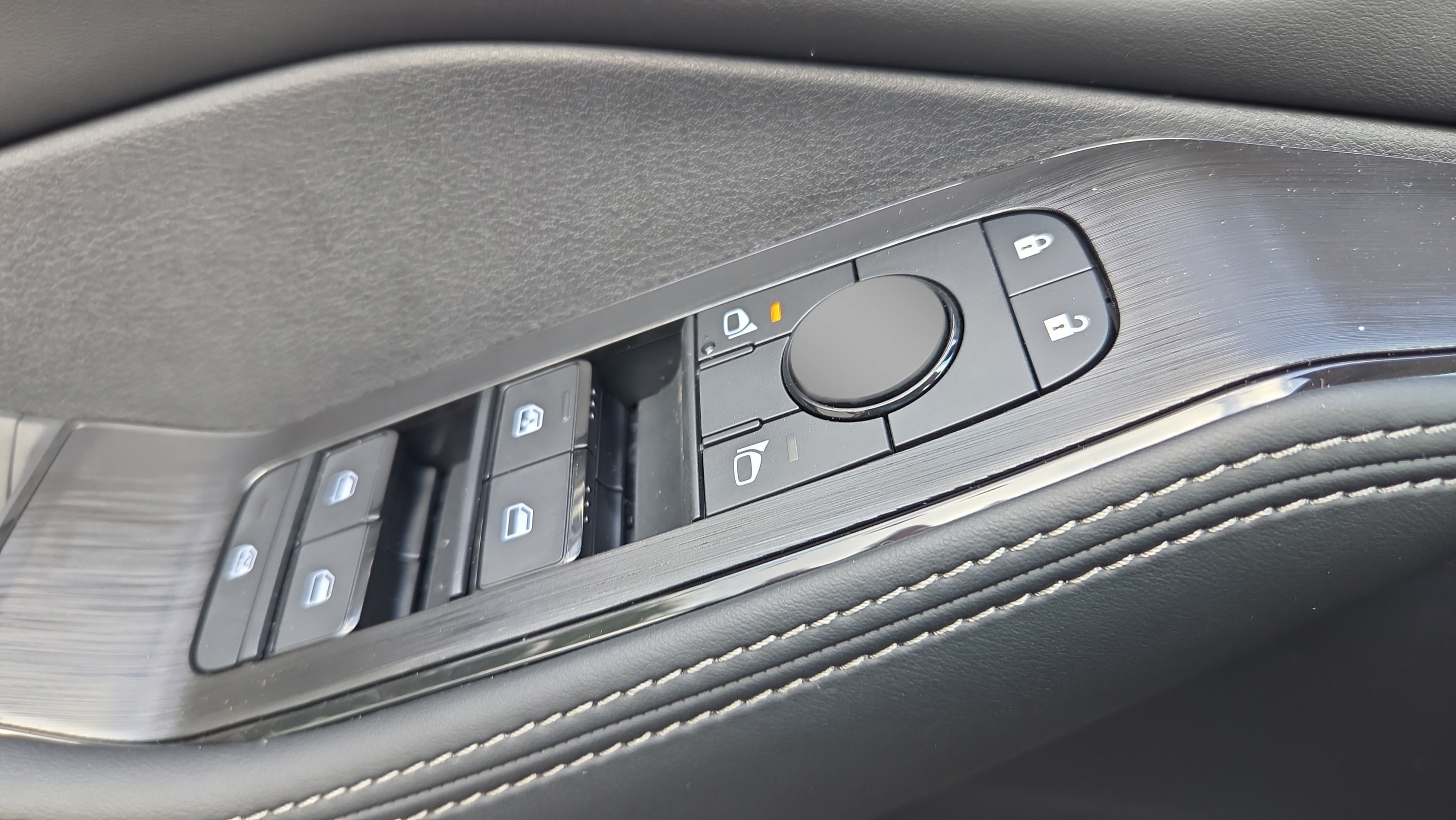 New 2026 Nissan Rogue Platinum AWD/4WD image 29
