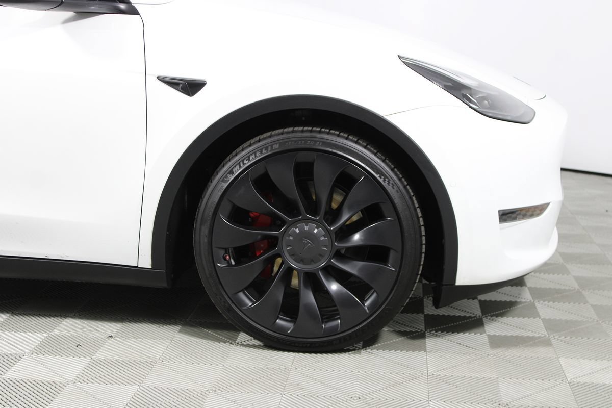 Used 2022 Tesla Model Y Performance AWD/4WD image 37