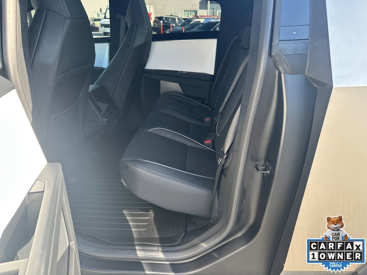 Used 2024 Tesla Cybertruck AWD Crew Cab image 20