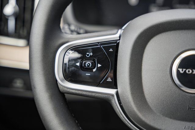 Used 2026 Volvo XC90 B6 Ultra w/ Protection Package Premier image 25