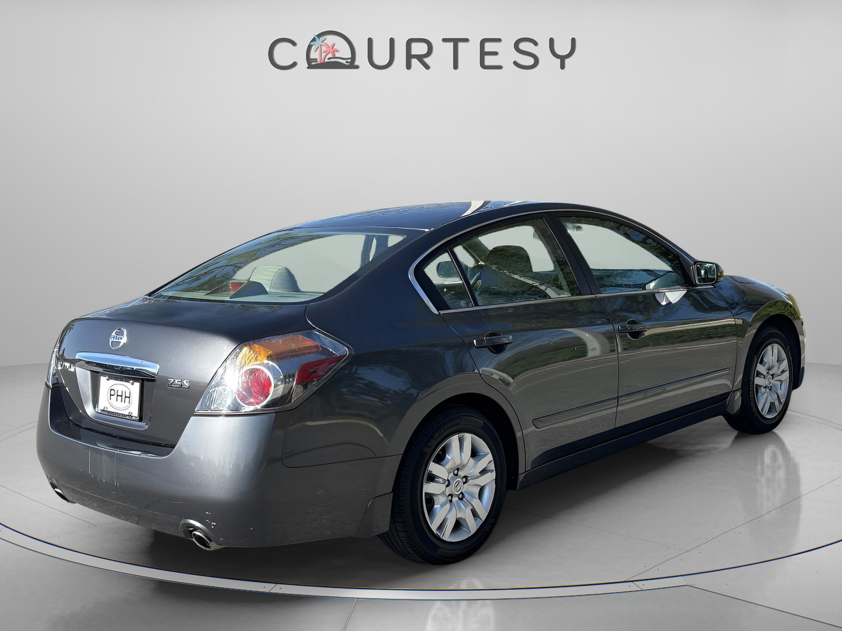 Used 2011 Nissan Altima 2.5 S image 7