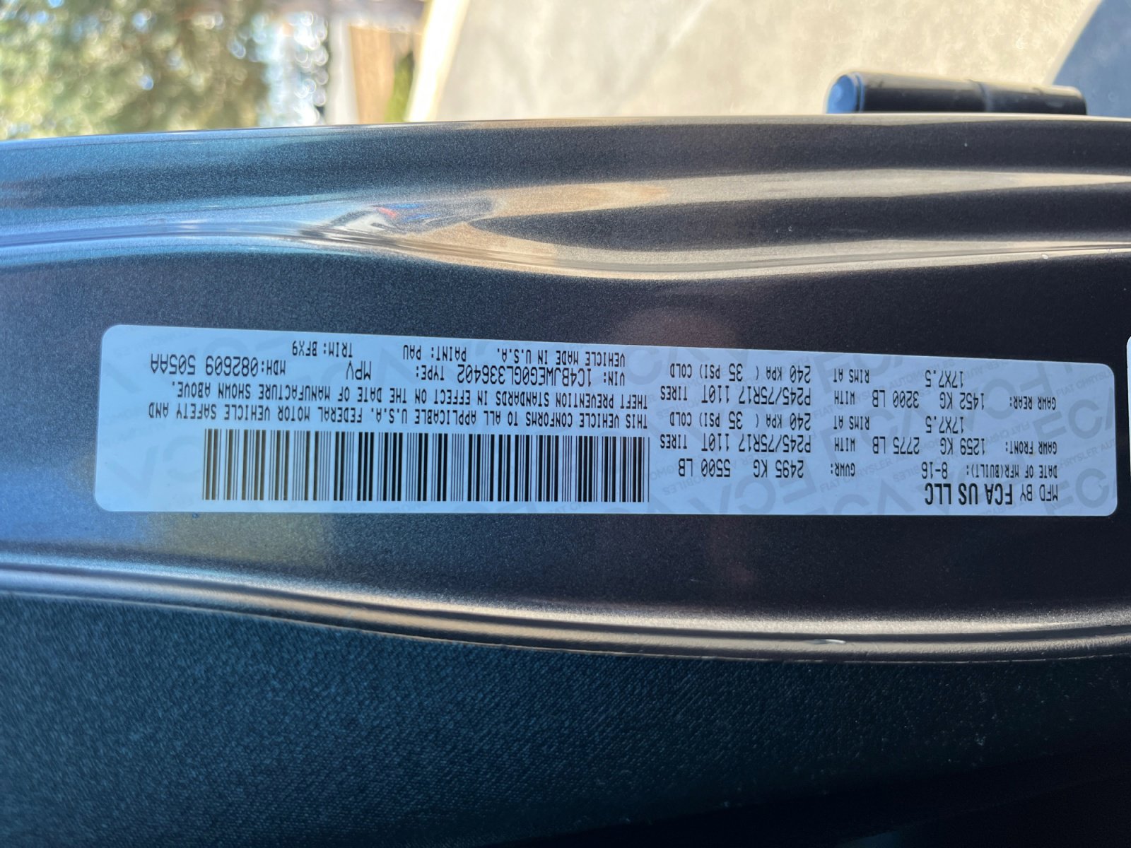 Used 2016 Jeep Wrangler Unlimited Sahara image 25