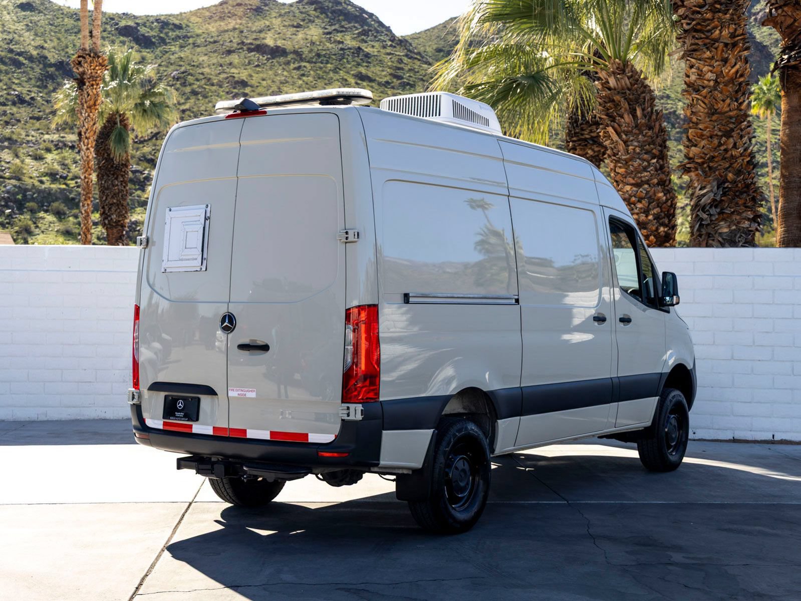 Used 2022 Mercedes-Benz Sprinter 2500 w/ Acoustic Package image 11