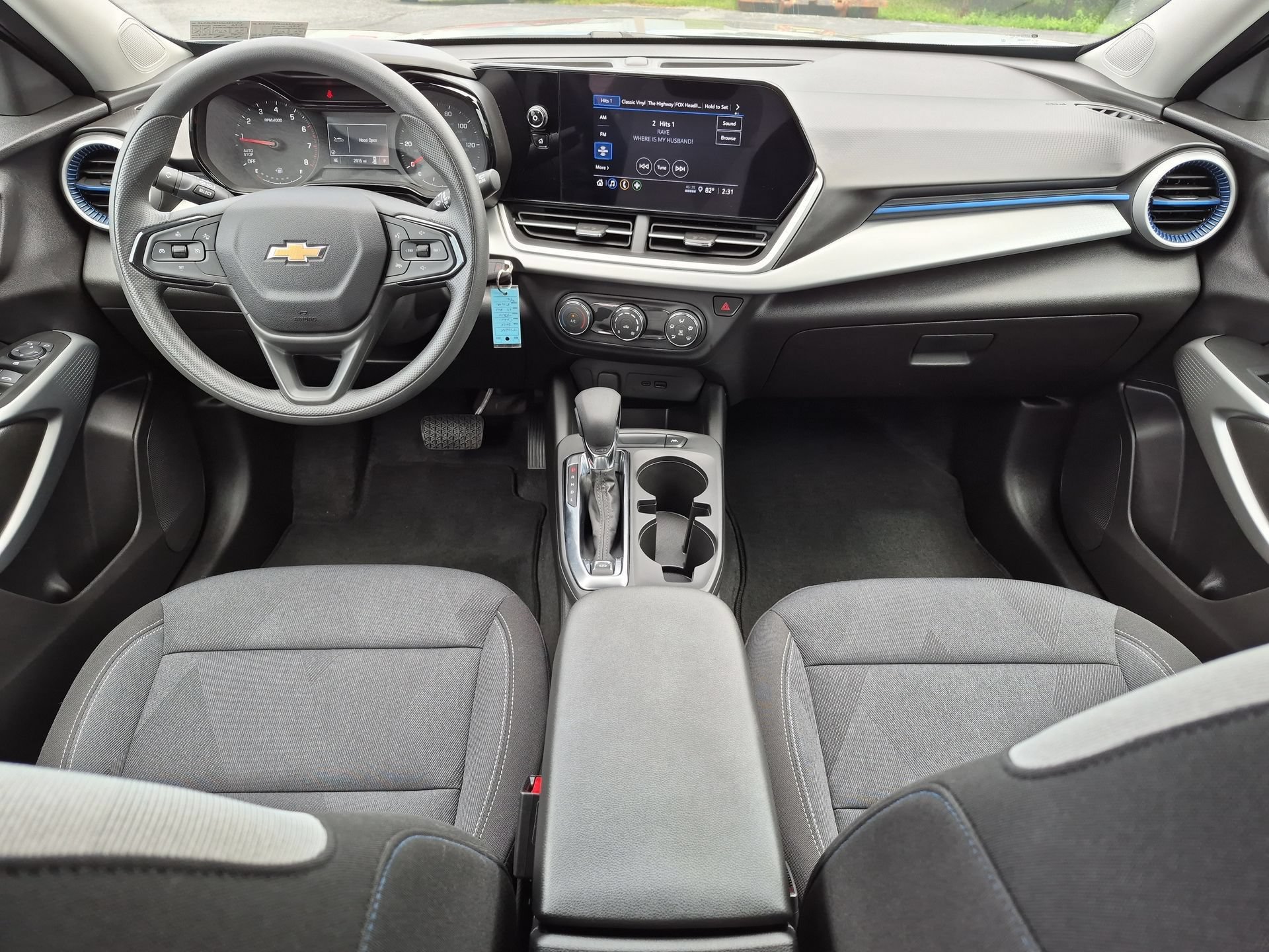 Certified 2025 Chevrolet Trax LS FWD image 20