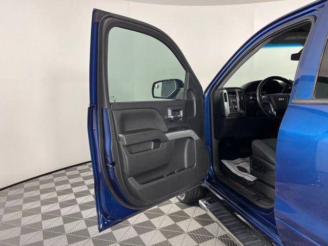 Used 2017 Chevrolet Silverado 1500 LT w/ All Star Edition AWD/4WD image 17